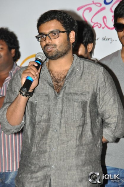 Prema-Ishq-Kaadhal-Platinum-Disc-Function